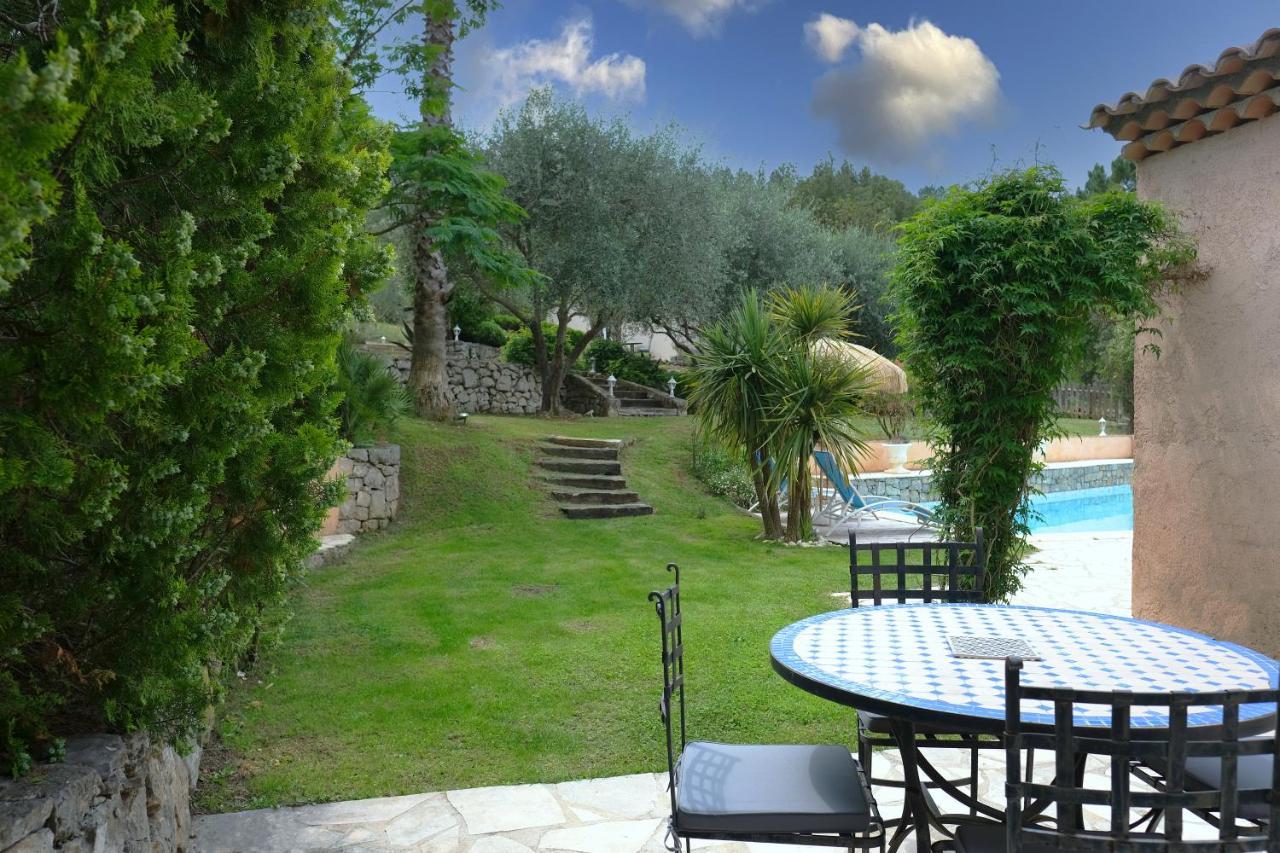 Maison De Vacances Villa Cardabella Le Tignet Exterior photo